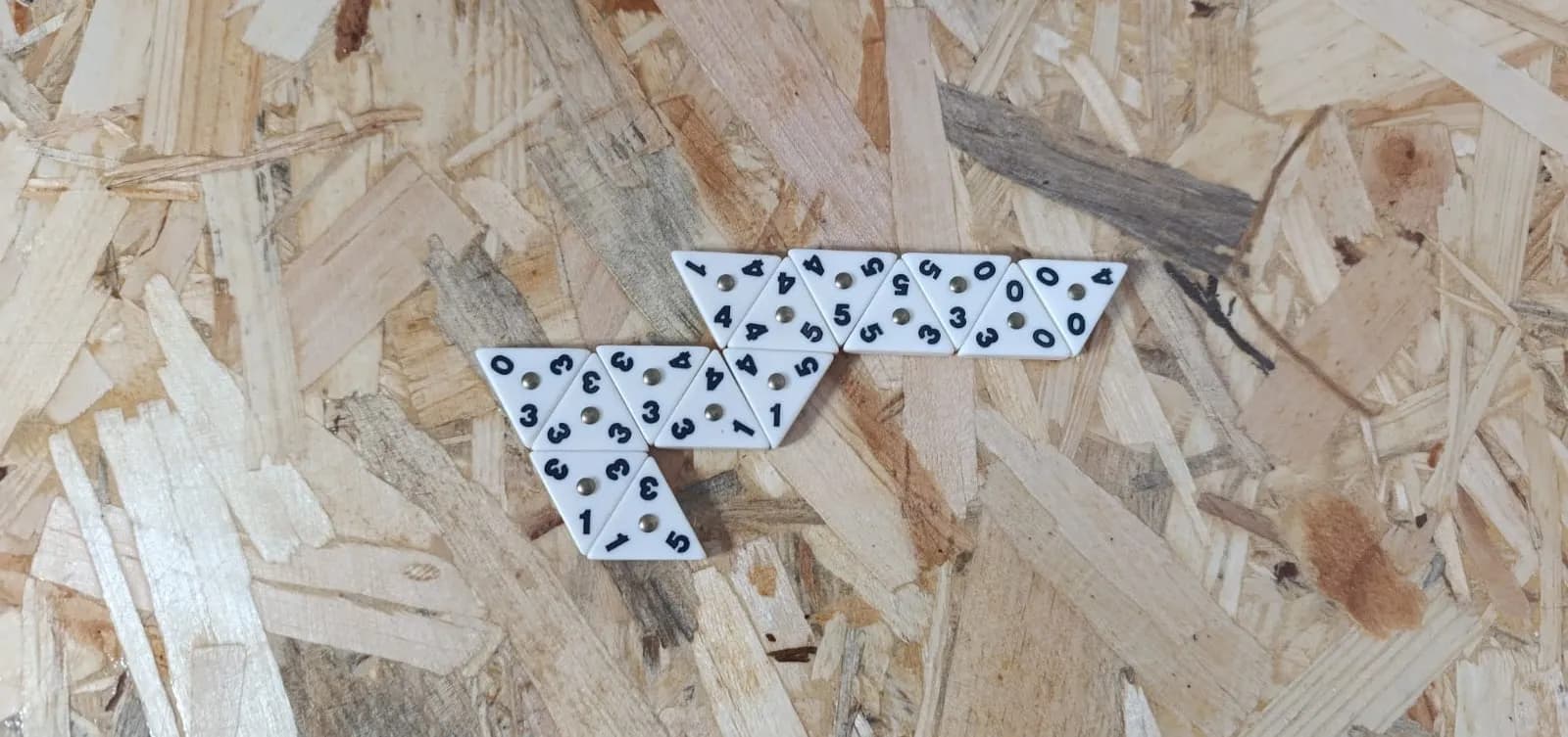 Triominos